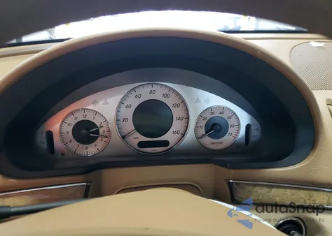 2008 Mercedes-Benz E 350 z USA, uszkodzony, nr VIN WDBUF56X18B215516